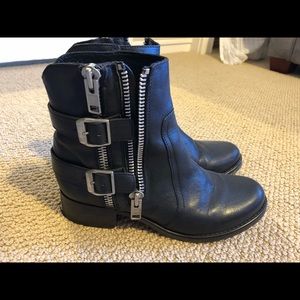 Steve Madden buckle boots